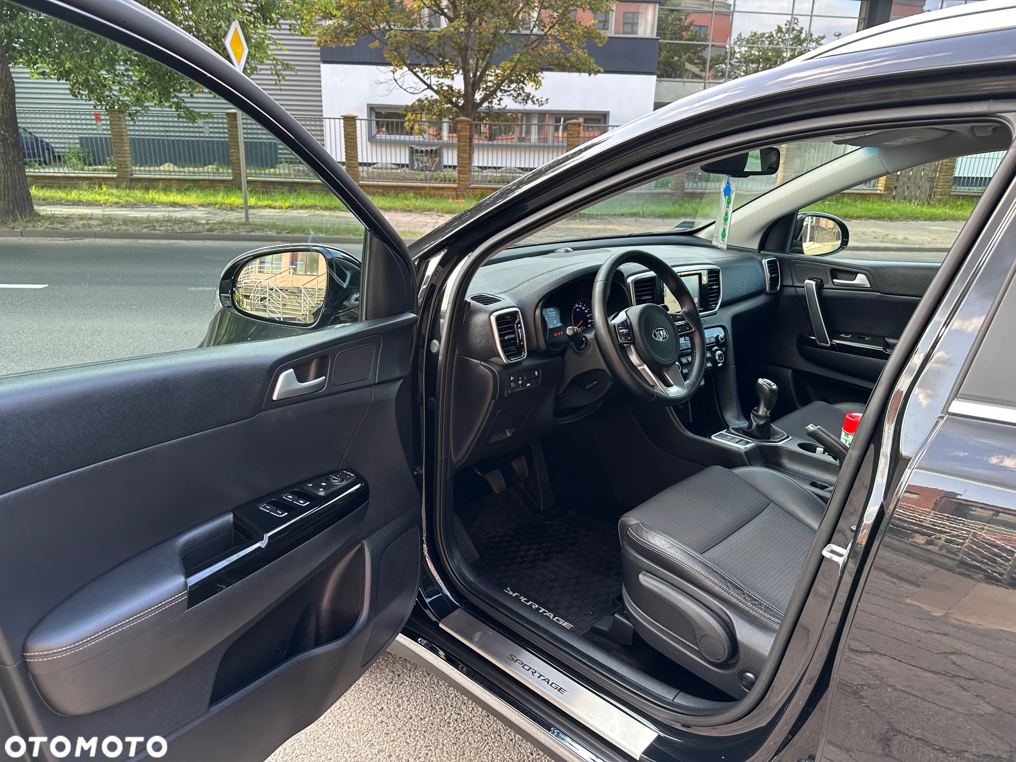 Kia Sportage 1.6 GDI L Business Line 2WD - 12