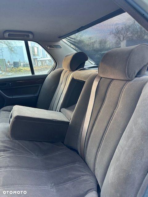 BMW Seria 7 750i - 16