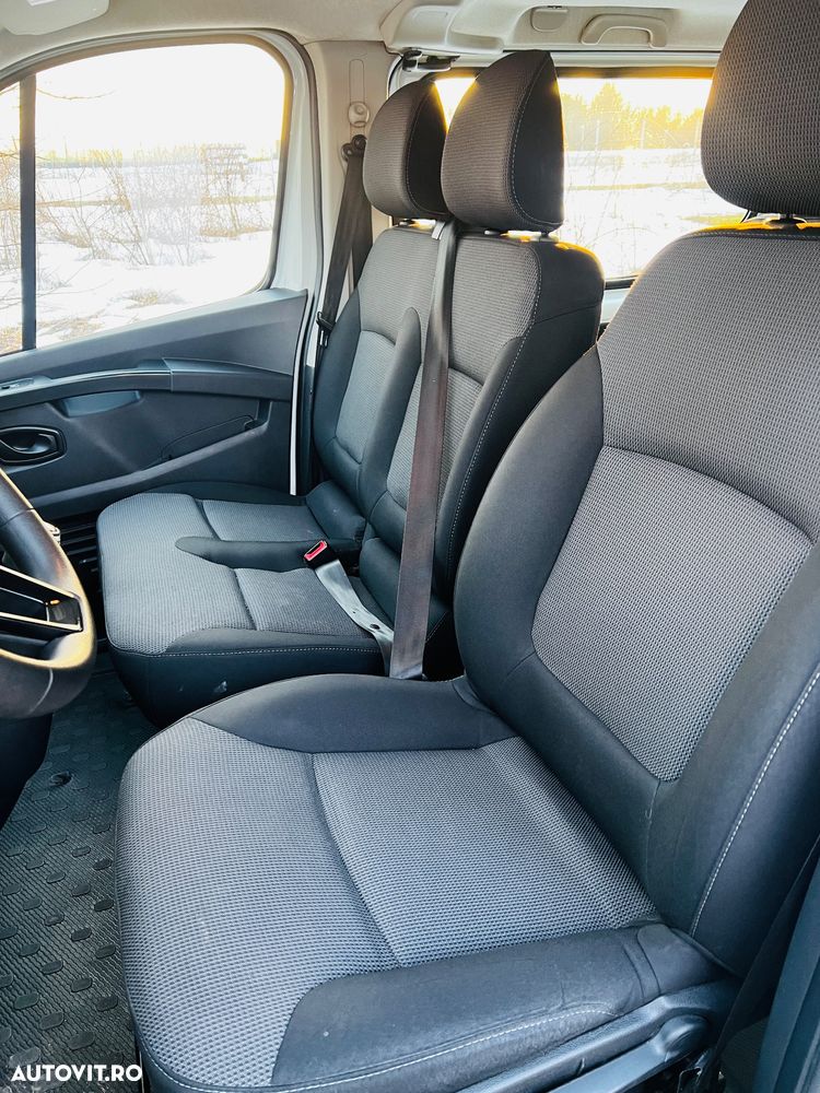 Renault Trafic Blue Grand Start - 9