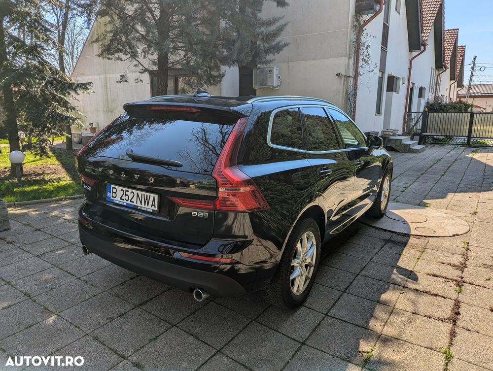 Volvo XC 60 B5 MHEV AT8 AWD Momentum Pro - 6