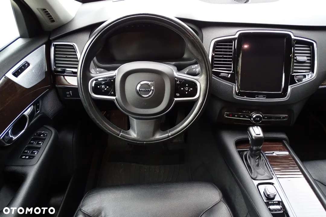 Volvo XC 90 T6 AWD R-Design 7os - 10