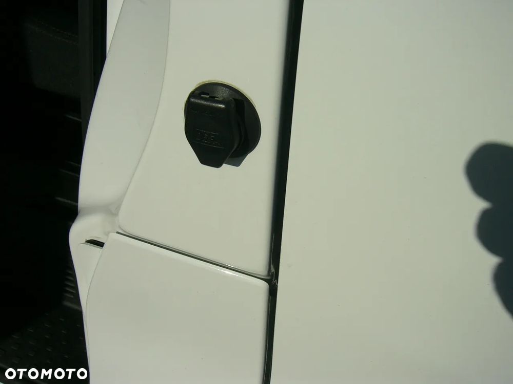 Opel Vivaro Komora chłodnicza VebaBox Panele słoneczne - 14