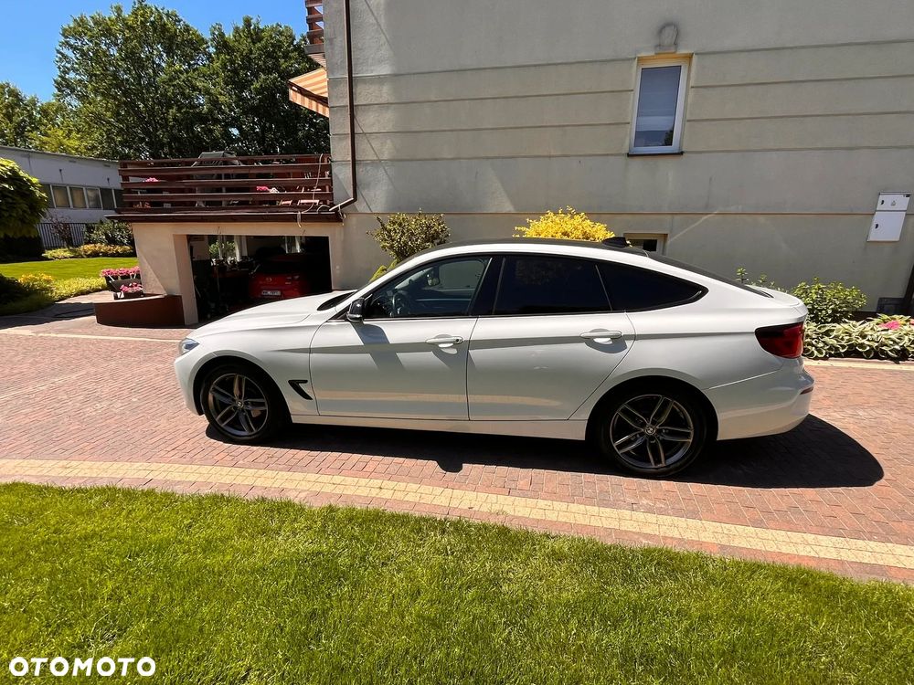 BMW 3GT 320d Sport Line - 4