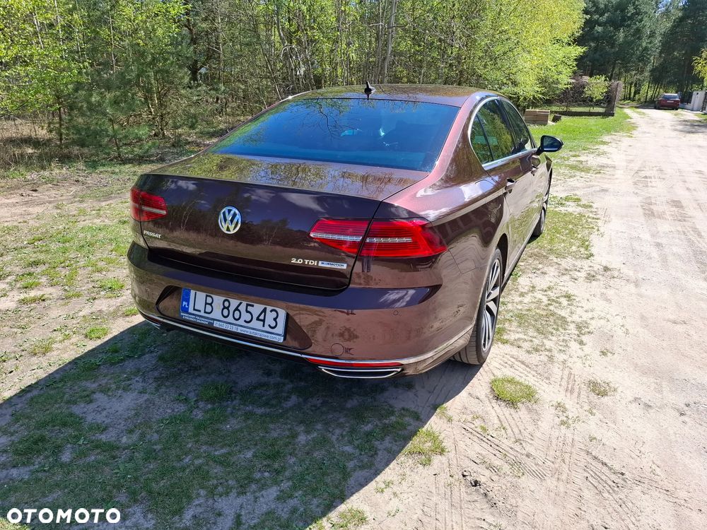 Volkswagen Passat 2.0 TDI BMT Highline - 8