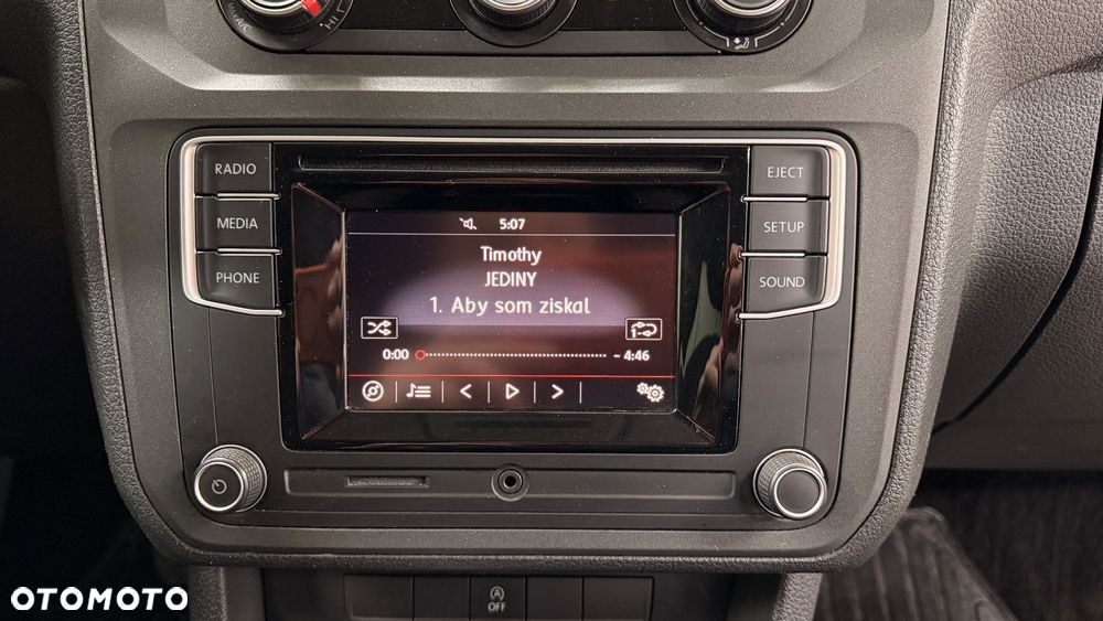 Volkswagen Caddy - 13