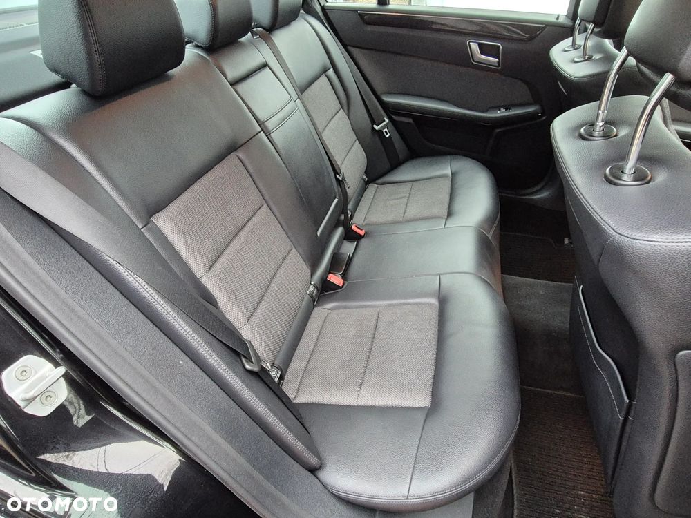 Mercedes-Benz Klasa E 200 CDI DPF BlueEFFICIENCY 7G-TRONIC Avantgarde - 16