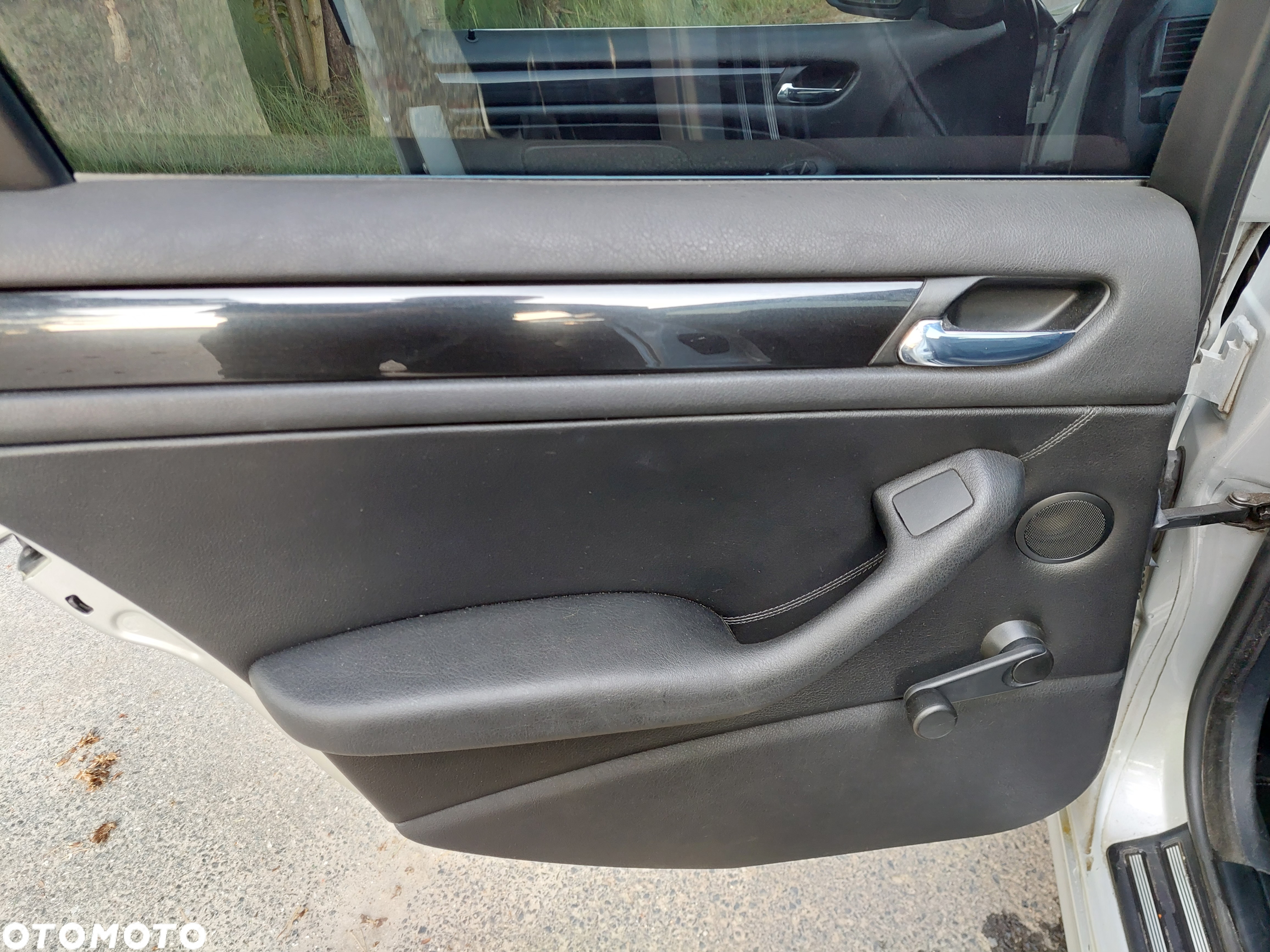 BMW Seria 3 320i - 16