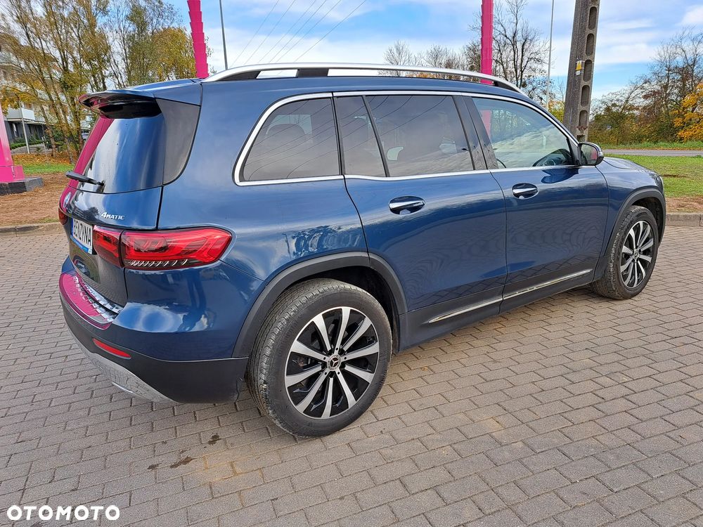 Mercedes-Benz GLB - 7