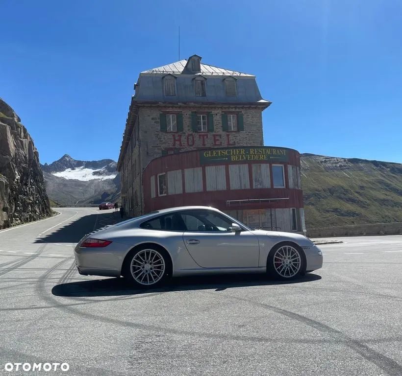 Porsche 911 Carrera S - 1