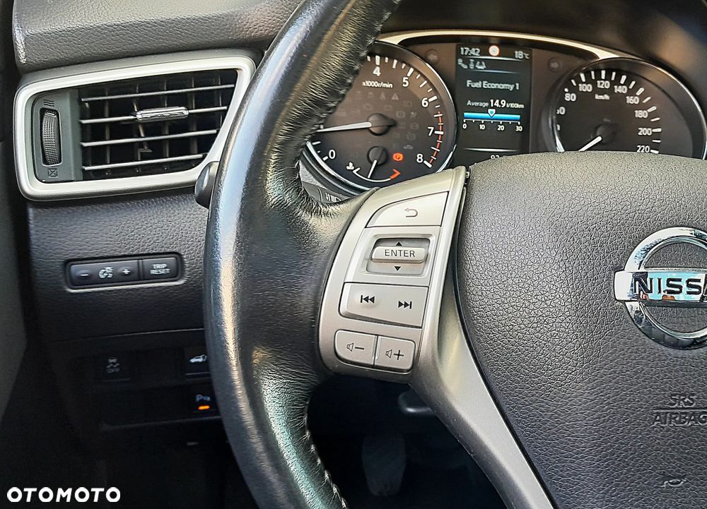 Nissan X-Trail 1.6 DIG-T Tekna 2WD 7os - 25