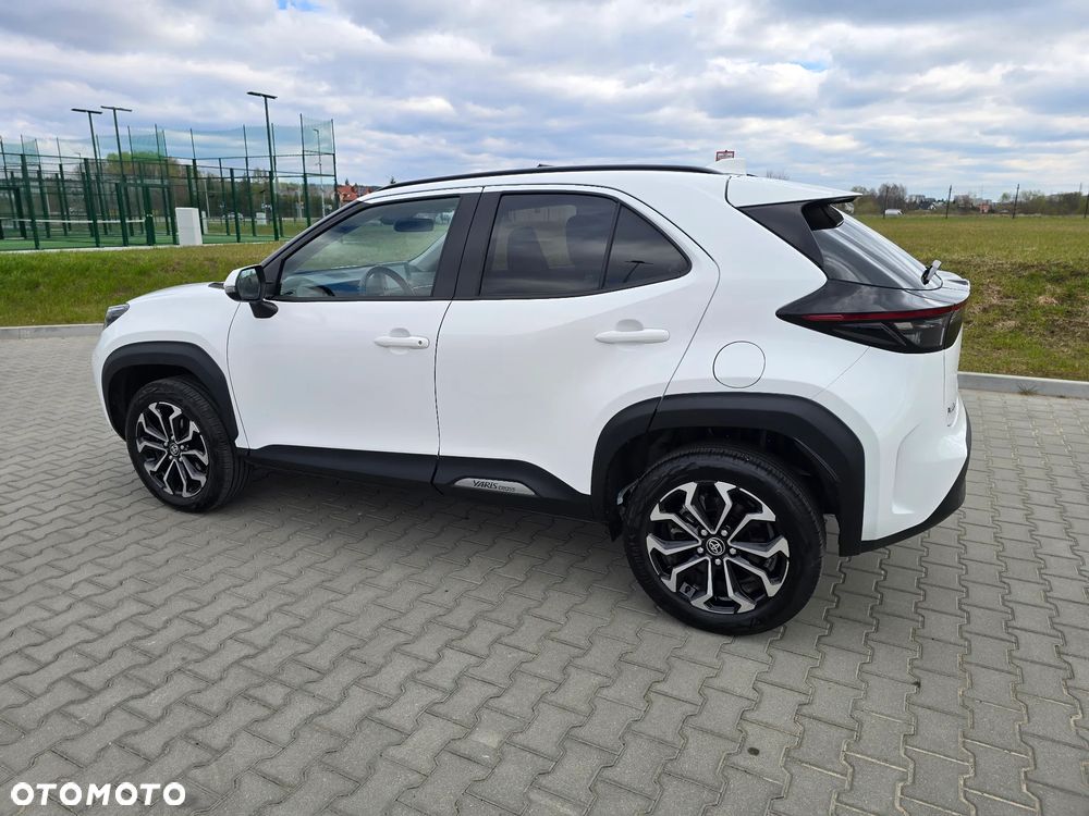 Toyota Yaris Cross - 10