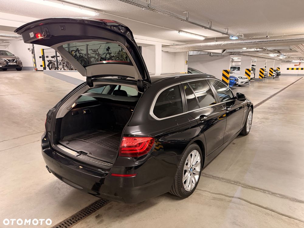 BMW Seria 5 520d - 28