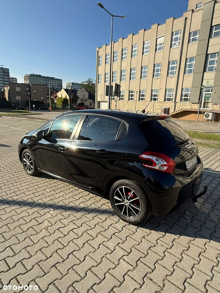 Peugeot 208 1.2 VTi Business Line - 13