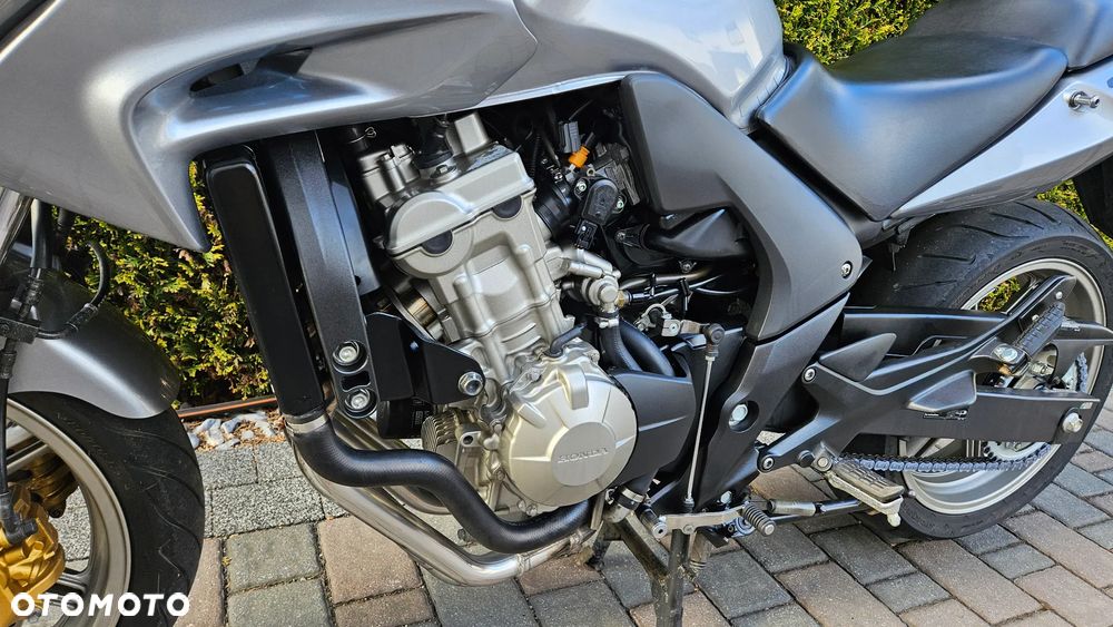 Honda CBF - 10