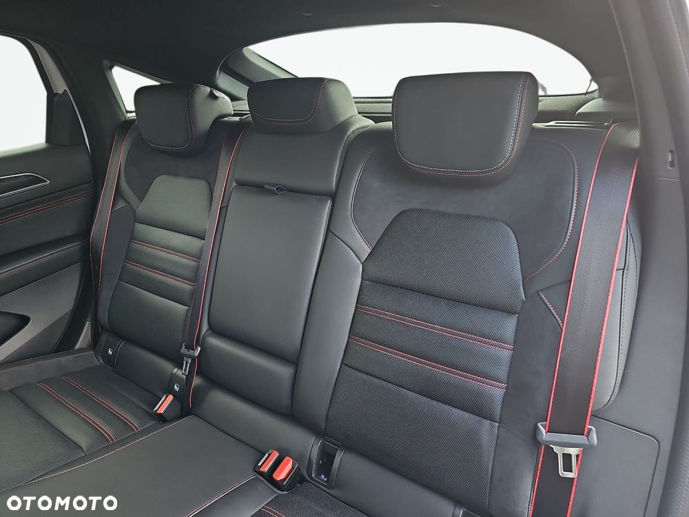 Renault Arkana 1.6 E-TECH R.S Line MMT - 10