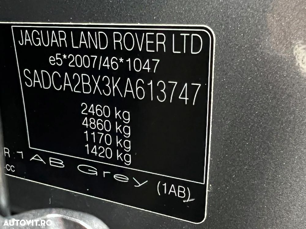 Jaguar F-Pace 25t AWD R-Sport - 37