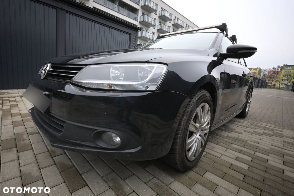 Volkswagen Jetta 1.4 TSI Comfortline - 1