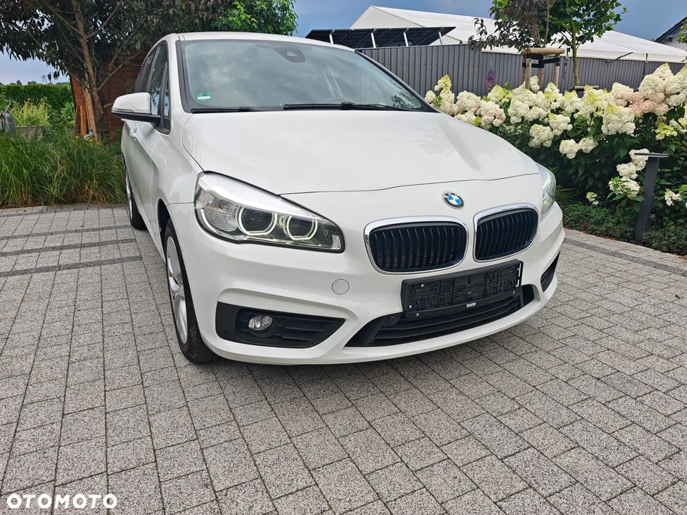 BMW Seria 2 220i Advantage - 11