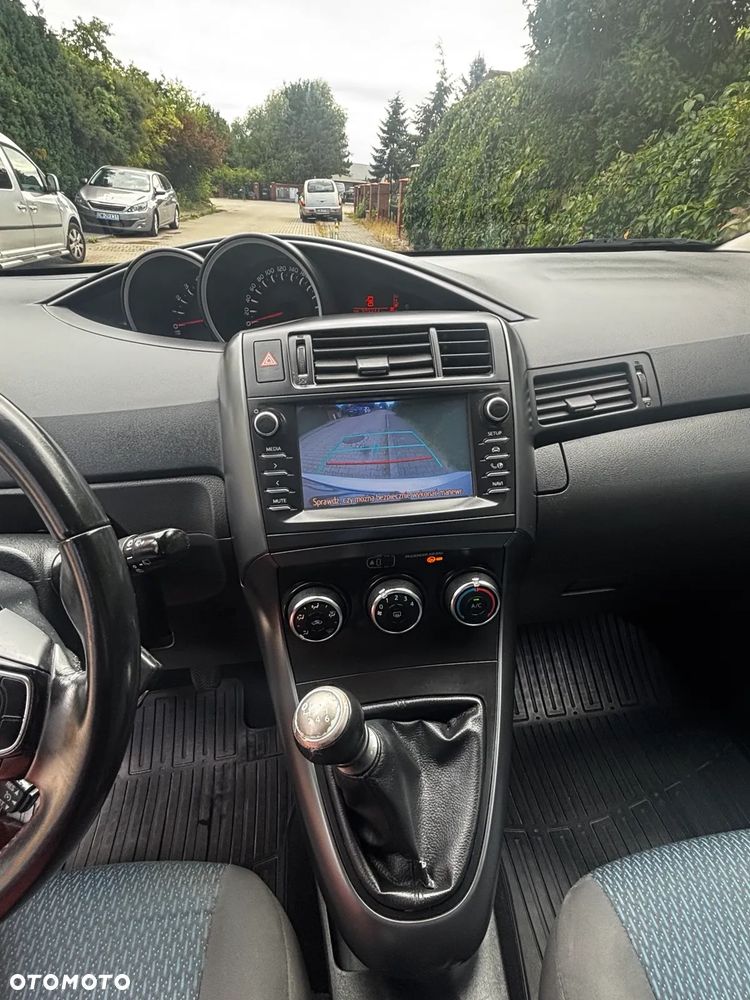 Toyota Verso 1.6 D-4D Active - 15