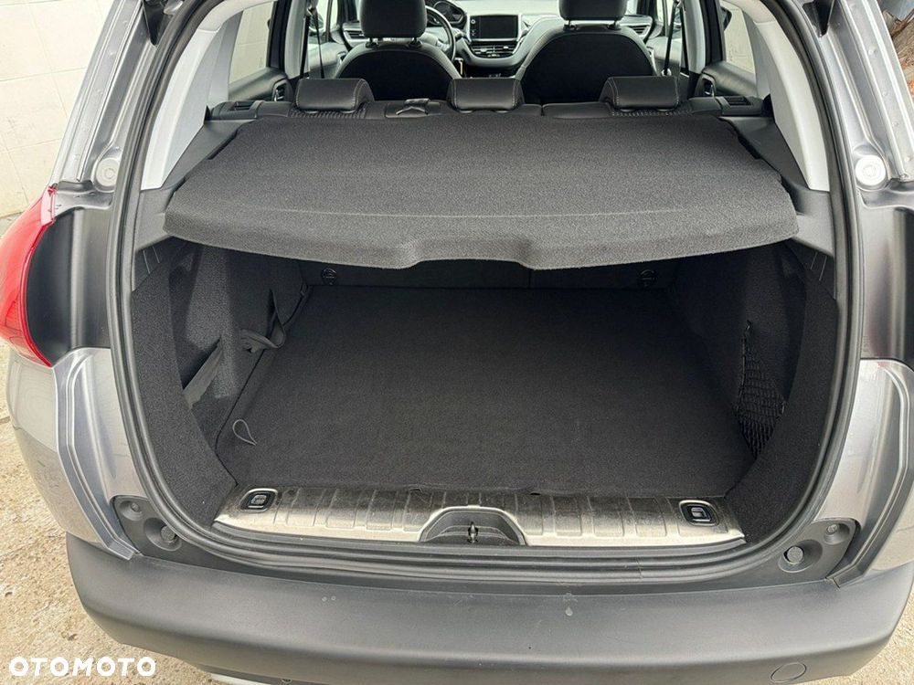 Peugeot 2008 PureTech 110 Stop&Start Allure - 21