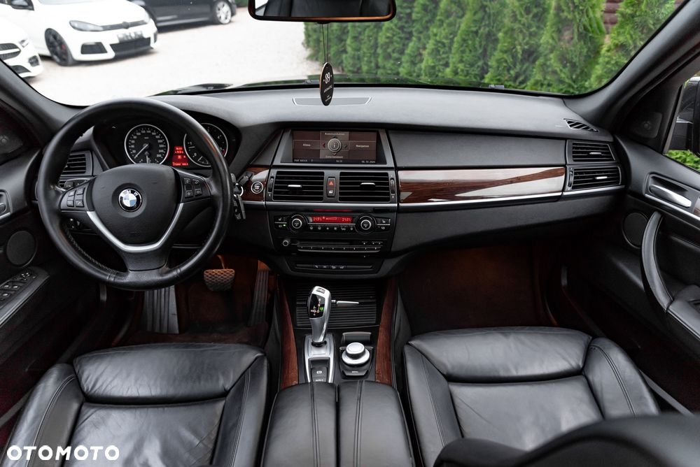 BMW X5 xDrive35d - 28