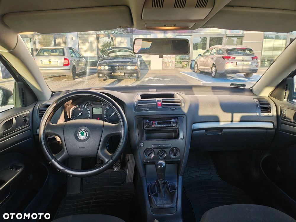 Skoda Octavia 1.6 Mint - 11
