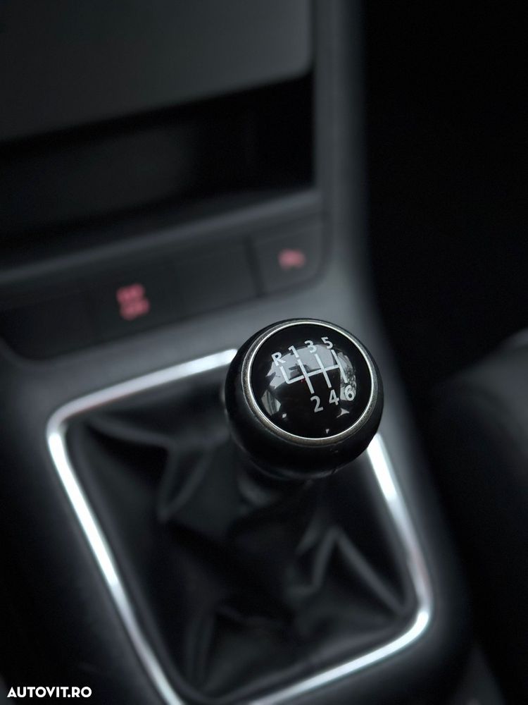 Volkswagen Golf Plus 1.4 Comfortline TSI - 37