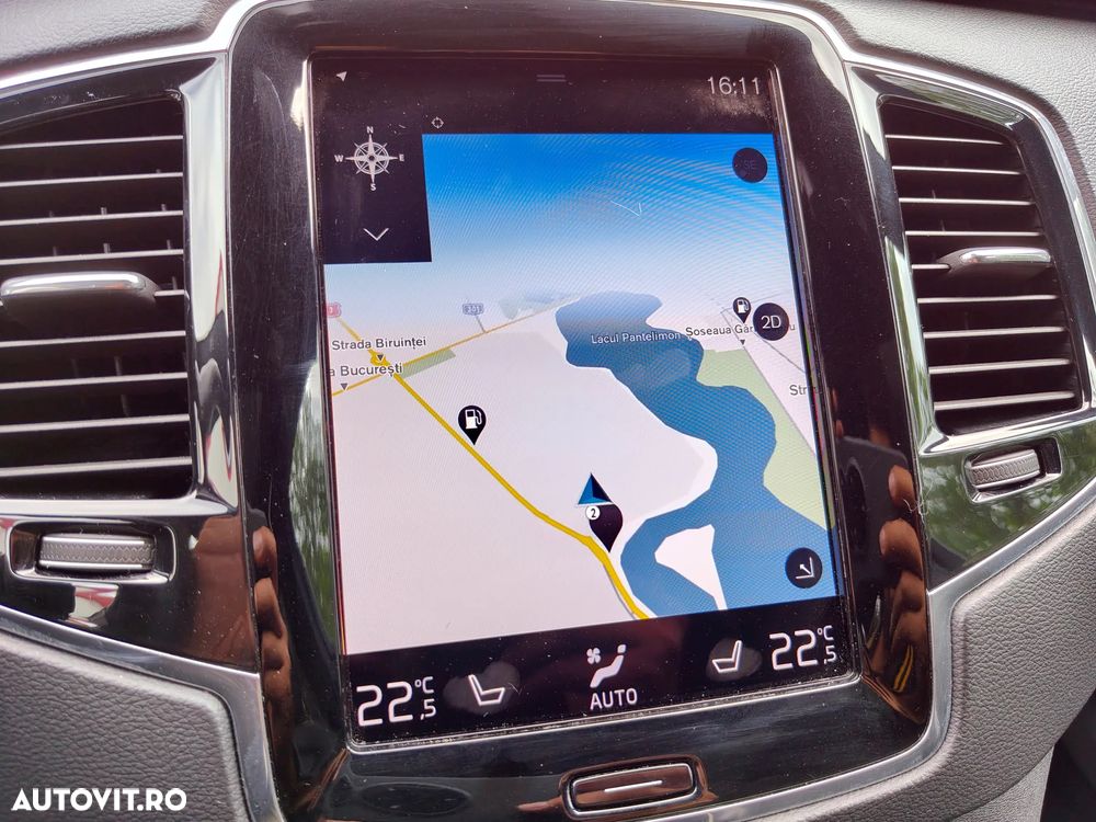 Volvo XC 90 Recharge T8 eAWD R-Design - 36