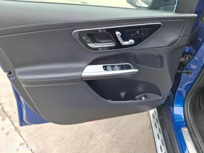 Mercedes-Benz GLC 300 de 4MATIC - 17