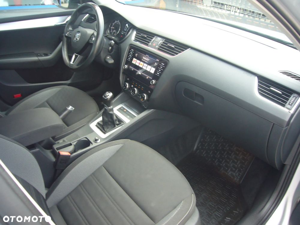 Skoda Octavia 1.5 TSI ACT Ambition - 18