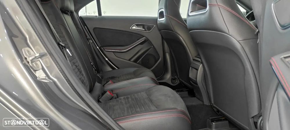 Mercedes-Benz CLA 180 - 20