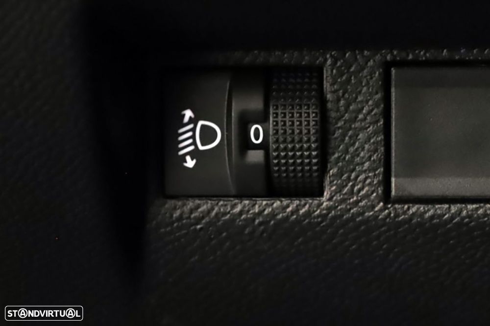 Peugeot 208 1.2 PureTech Style - 21