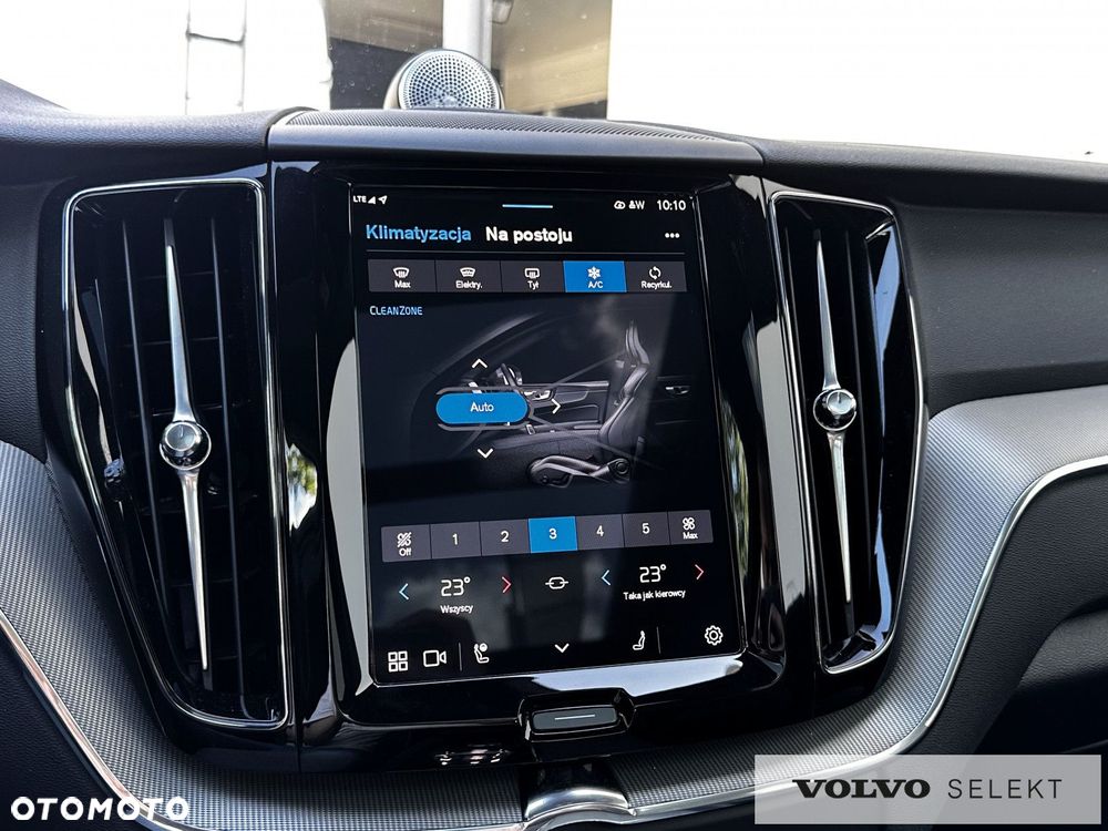Volvo XC 60 - 33