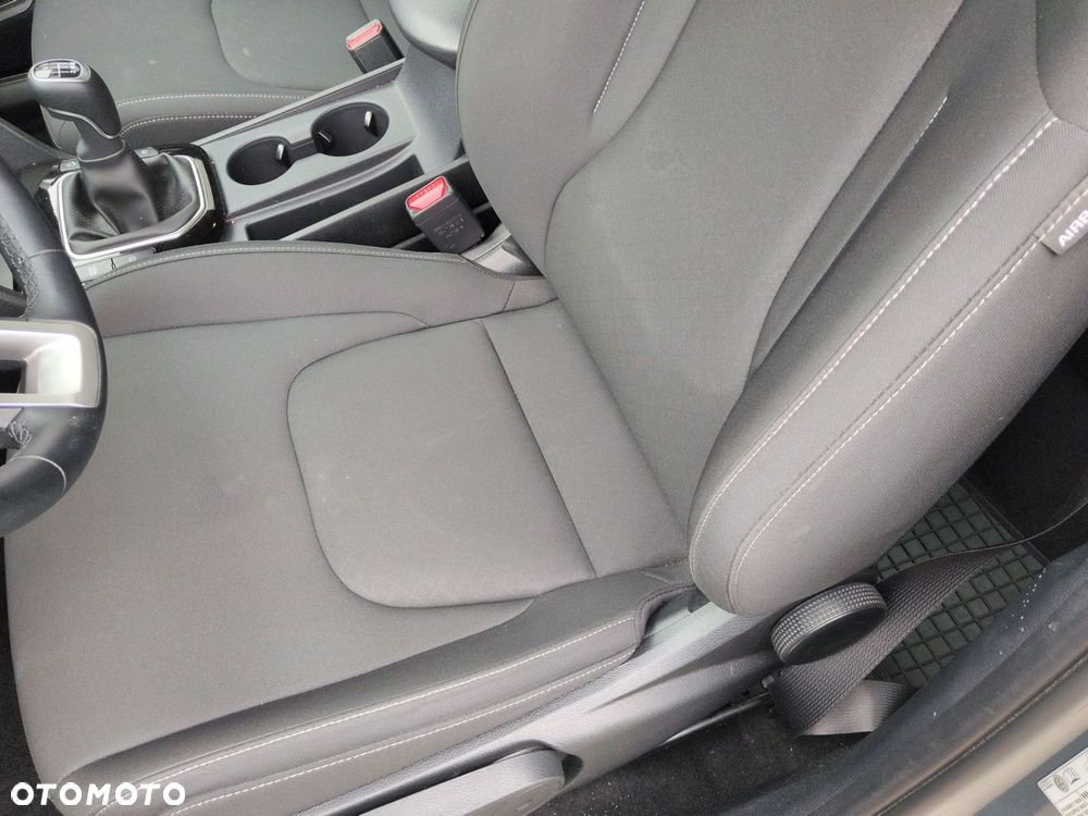 Kia Sportage 1.6 T-GDI M 2WD - 10