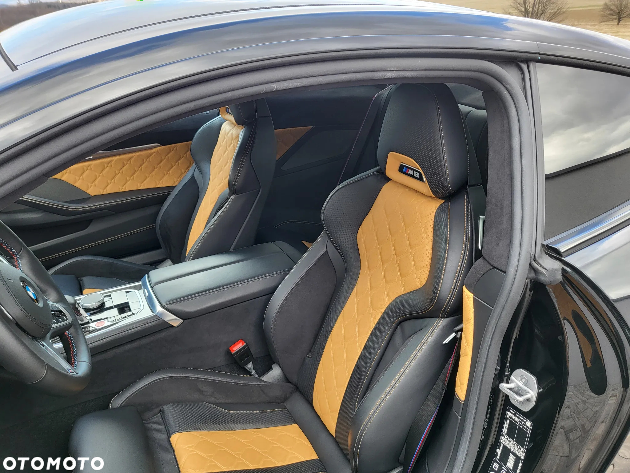 BMW M8 Competition - 4