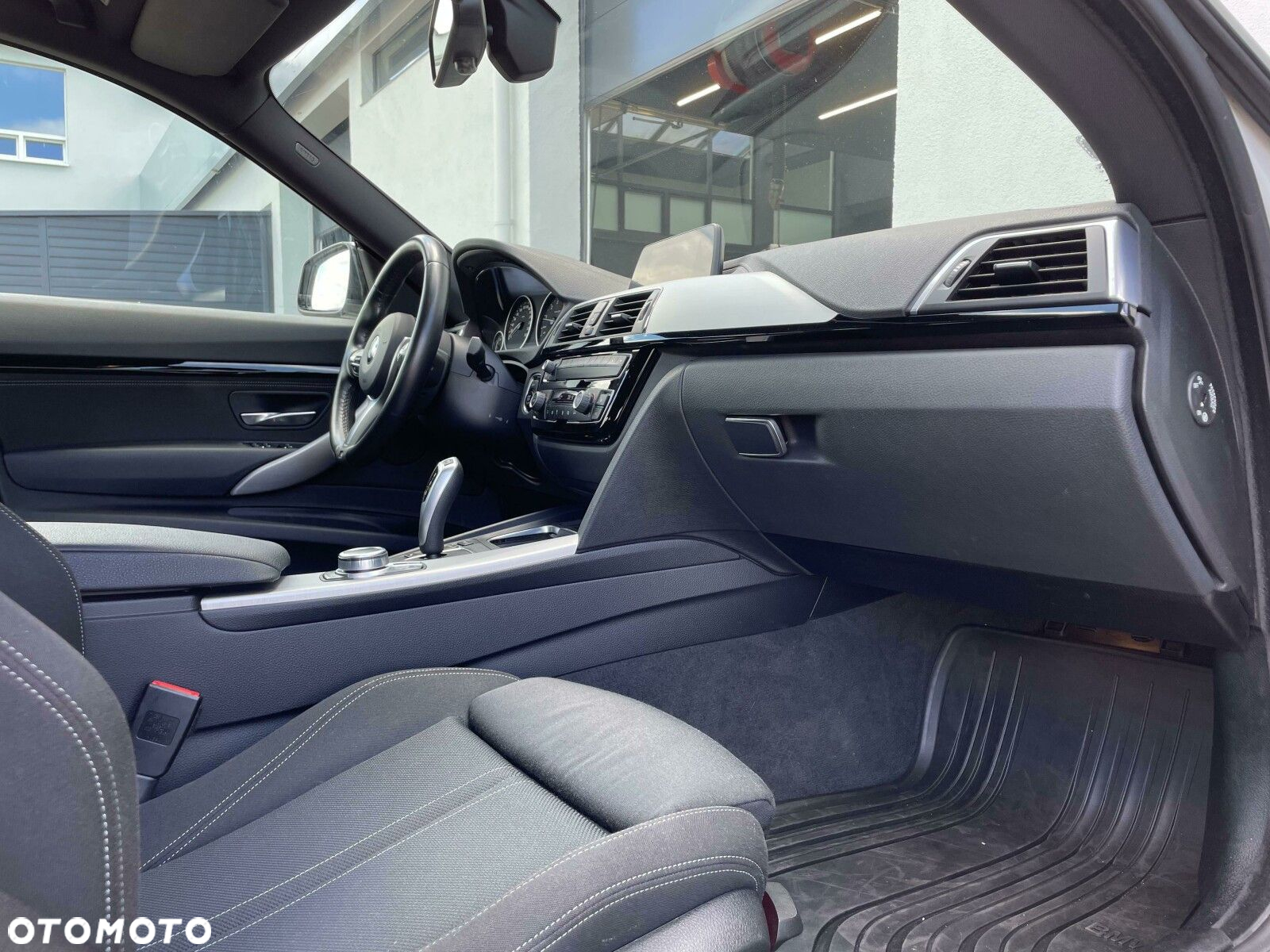 BMW Seria 3 320i GPF xDrive M Sport Sport - 16