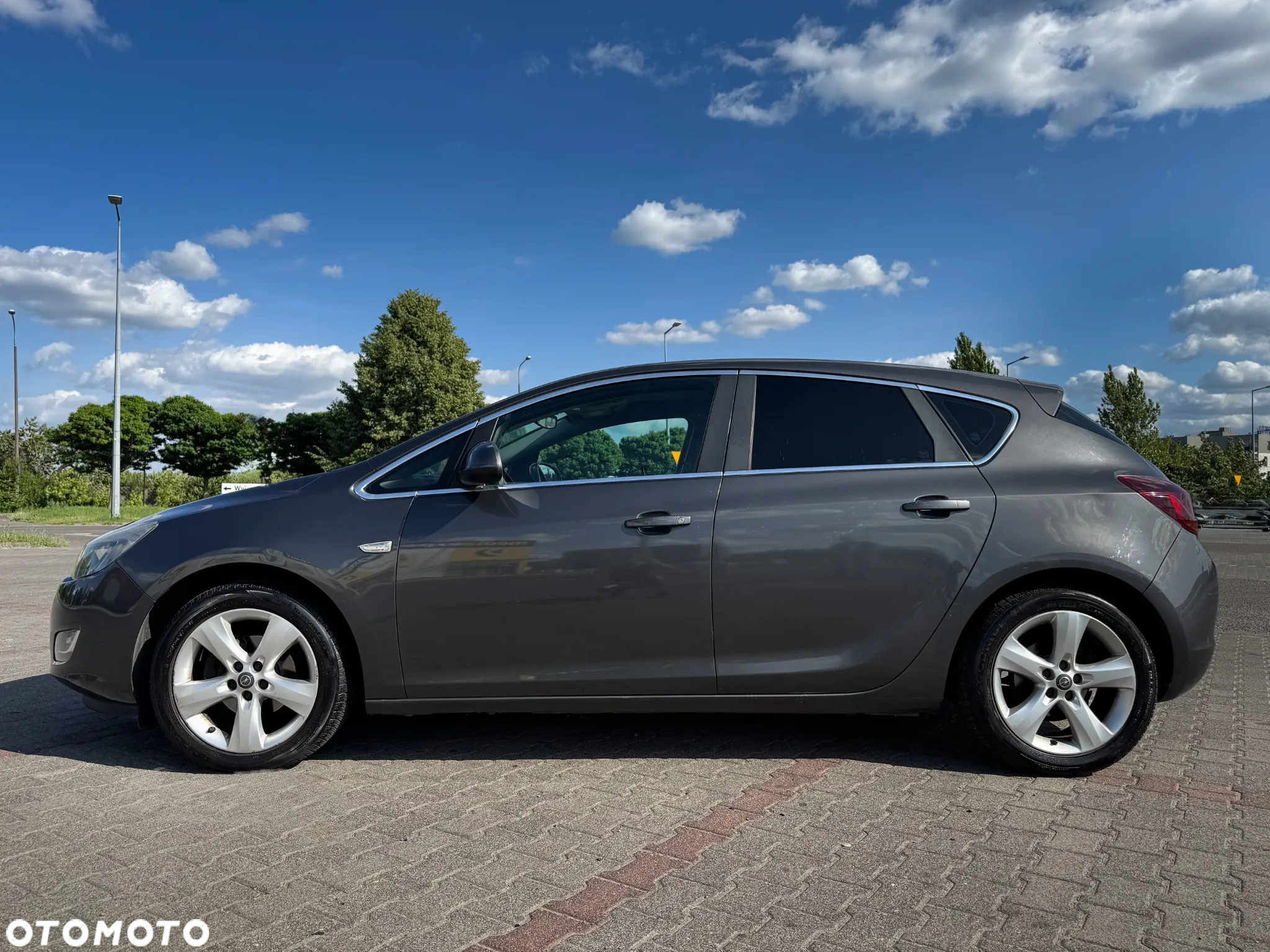 Opel Astra IV 1.6 Sport - 10
