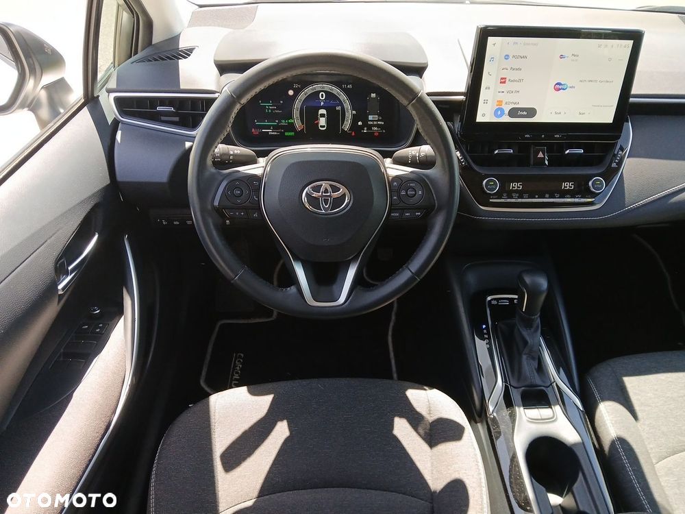 Toyota Corolla 1.8 Hybrid Comfort - 24