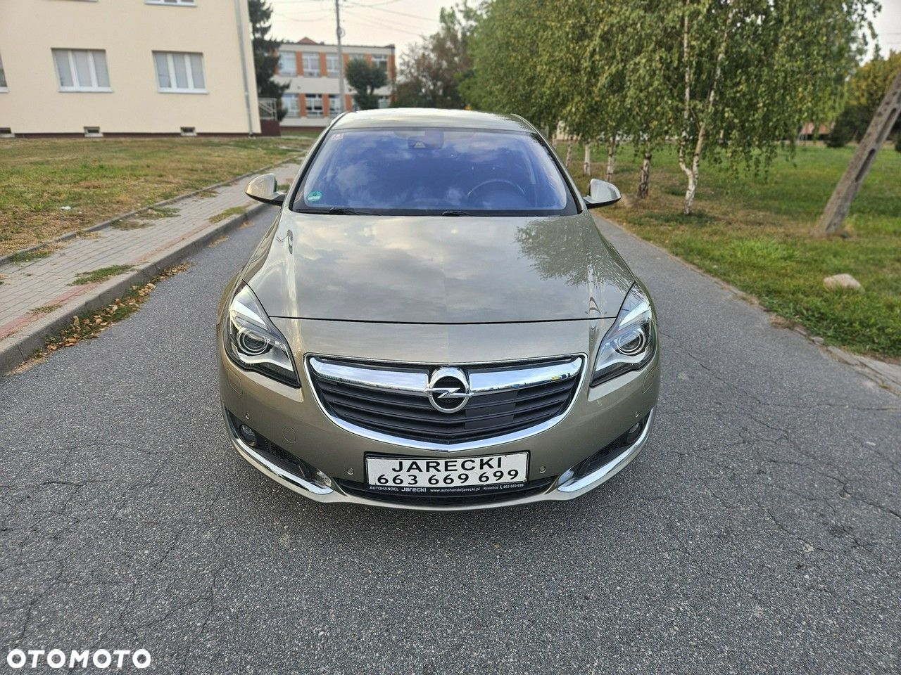 Opel Insignia - 2