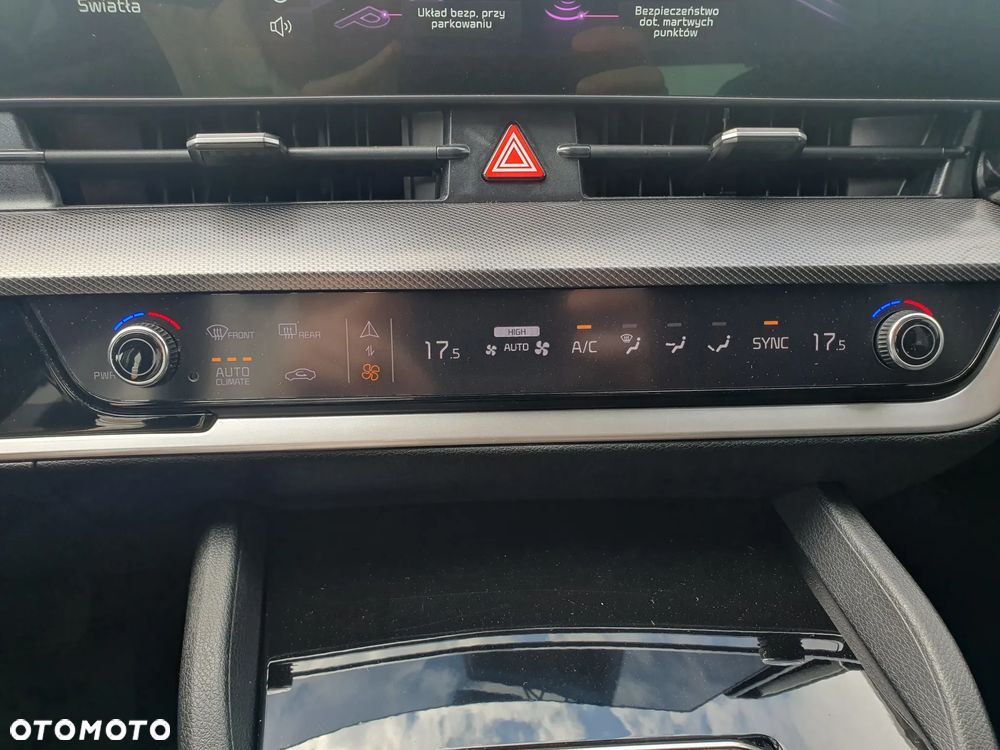 Kia Sportage 1.6 T-GDI MHEV Business Line 2WD DCT - 39