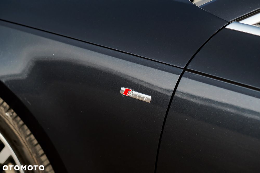 Audi A4 Limousine 2.0 TFSI quattro S tronic design - 13