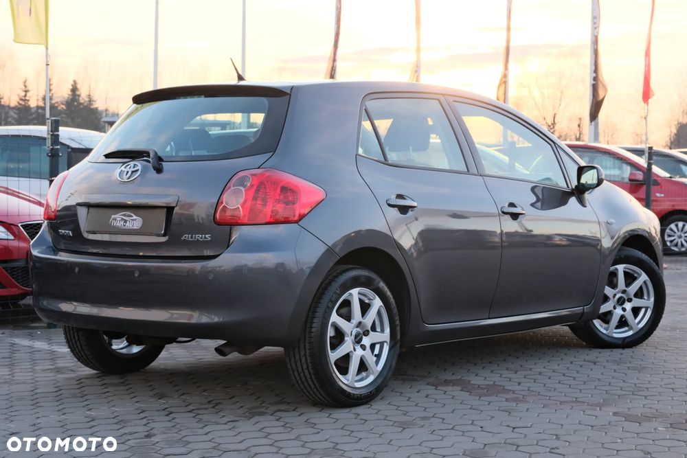 Toyota Auris 1.6 VVT-i Sol - 12