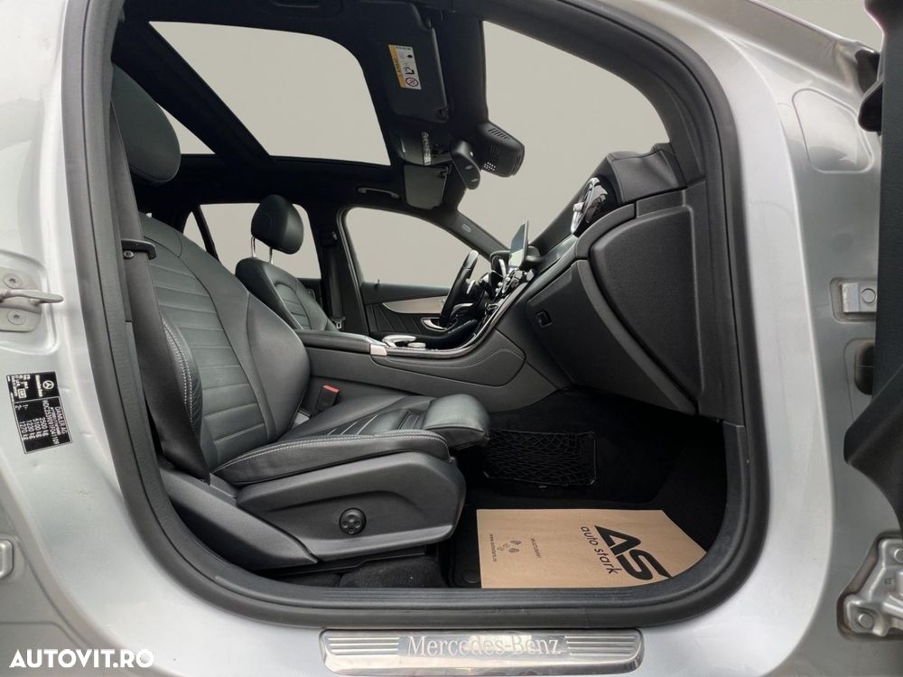 Mercedes-Benz GLC 250 d 4Matic 9G-TRONIC AMG Line - 29
