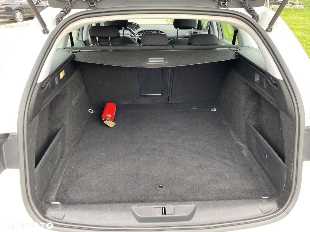 Peugeot 308 - 22