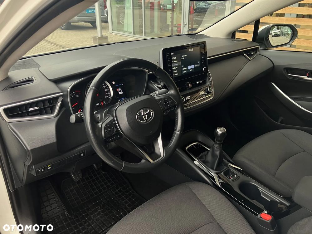 Toyota Corolla 1.6 Comfort - 29
