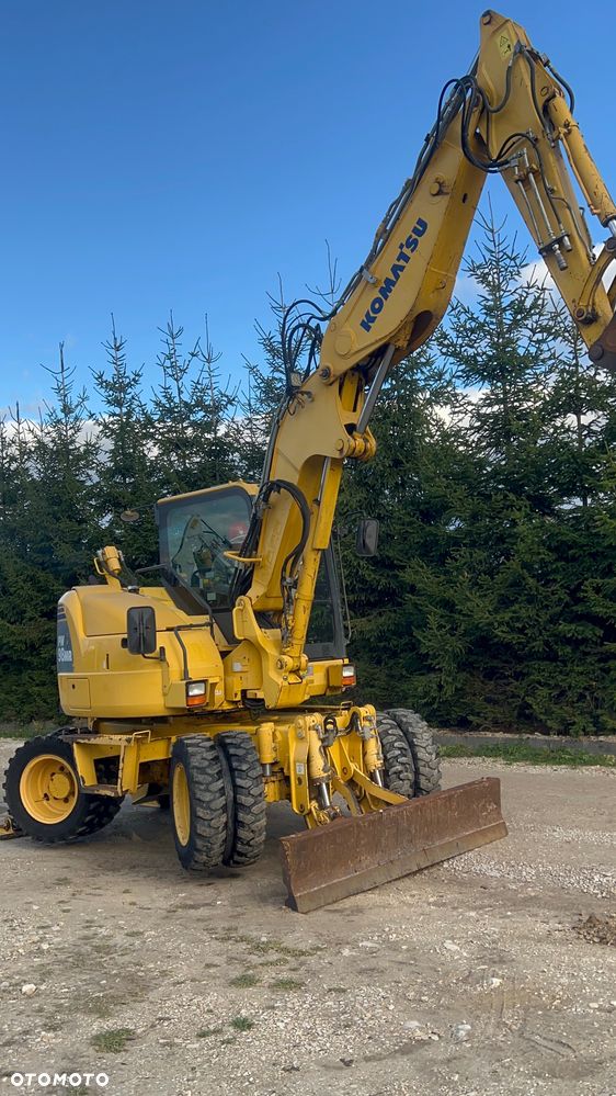 Komatsu Koparka kołowa KOMATSU 10ton PW98MR-8 4x4x4 plug podpory KLIMA 30km/h ramie Long 3xłamane skrętne 2012r bez DPF i ADBLUE 4cyl dodatk wyjścia hydr 51Kw 2osie skrętne pług stopy Cat TEREX Liebherr Wacker Pw 98 mr 8 11 prosto z importu - 36