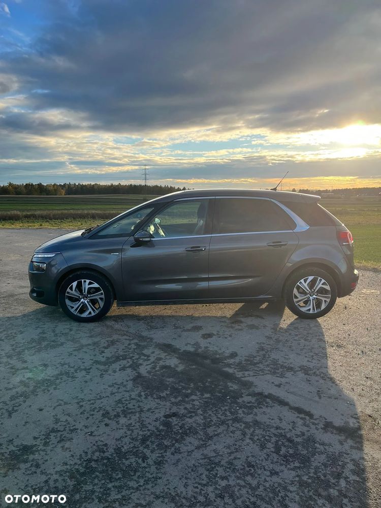 Citroën C4 Picasso 1.2 PureTech Exclusive - 22