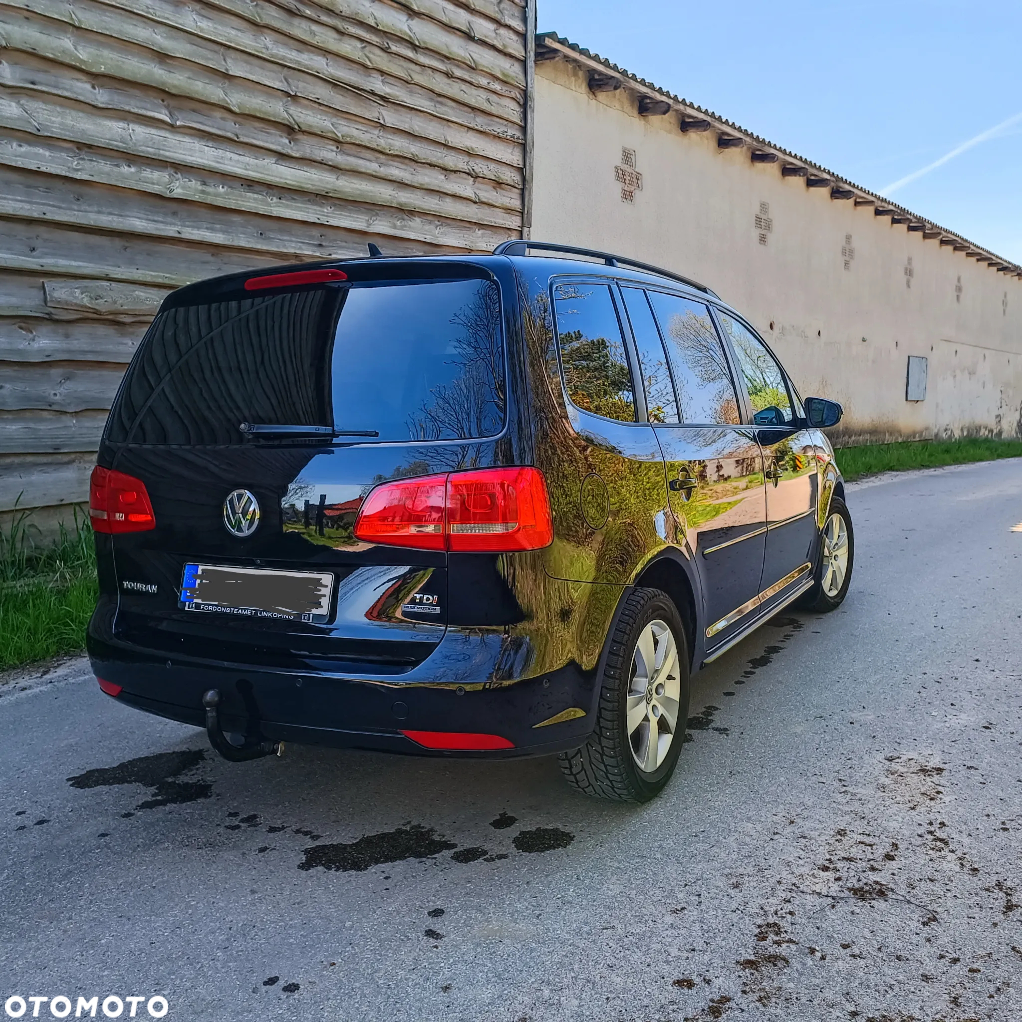 Volkswagen Touran 1.6 TDI DPF BlueMotion Technology DSG Highline - 3