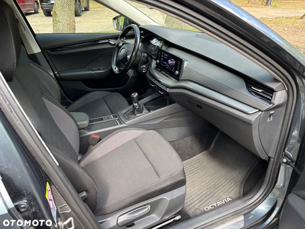 Skoda Octavia 1.5 TSI ACT Ambition - 7