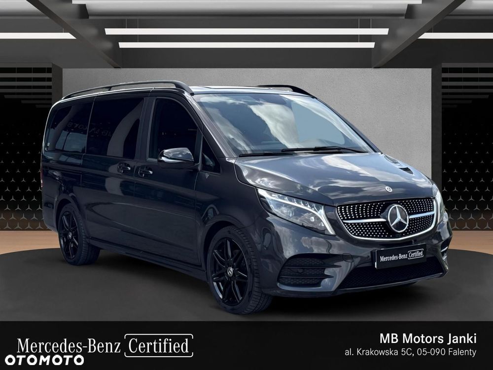 Mercedes-Benz Klasa V - 8